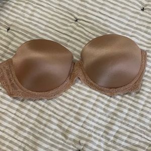 Strapless push up bra